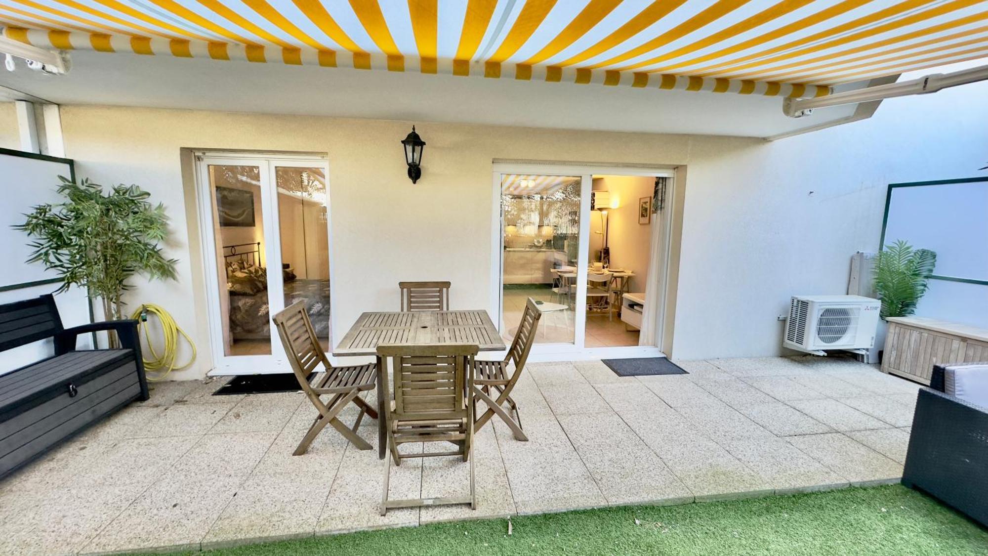 Regent Cote D'Azur Air-Conditioned, Pool, Garden & Parking Villeneuve-Loubet Exteriör bild