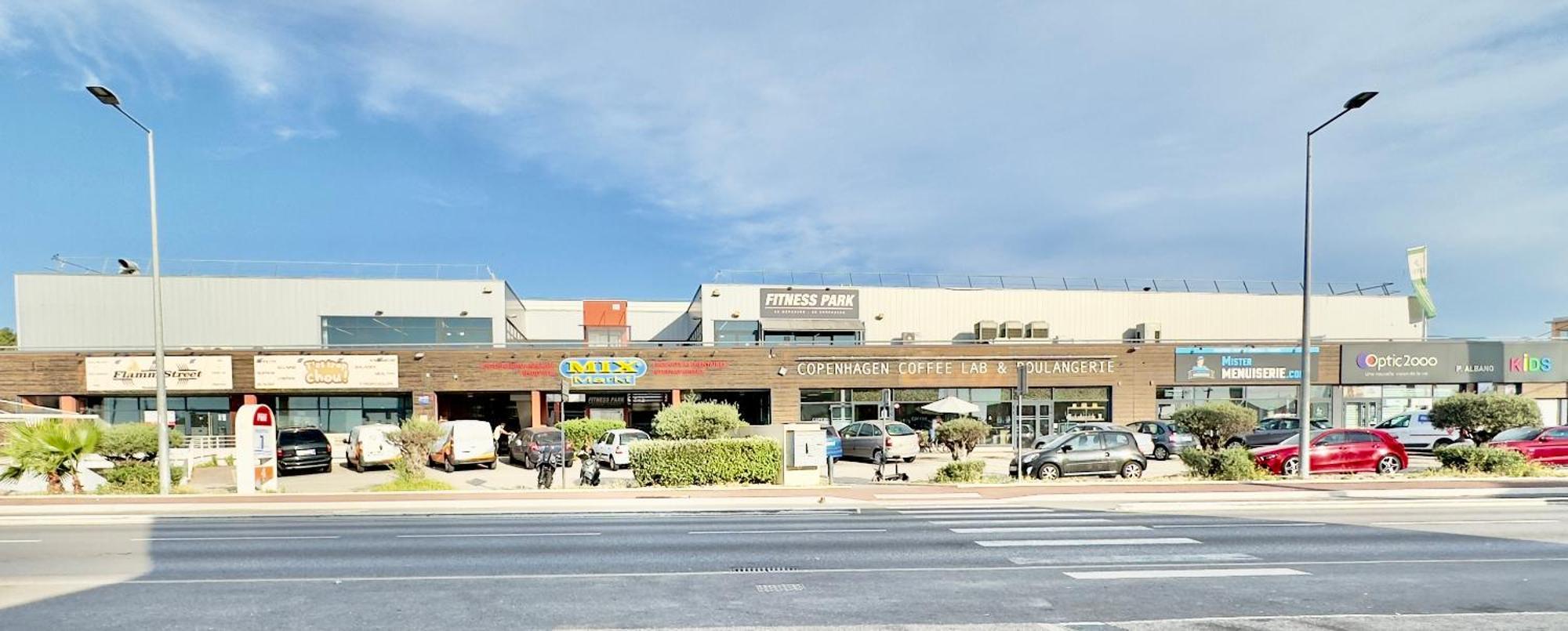 Regent Cote D'Azur Air-Conditioned, Pool, Garden & Parking Villeneuve-Loubet Exteriör bild